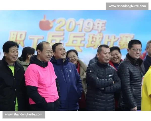 银球舞动金桥:高校教授与企业家的乒乓合作新范式 银球舞动金桥:高校教授与企业家的乒乓合作新范式